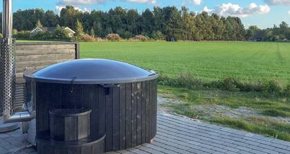 5 Star Holiday Home in Stege