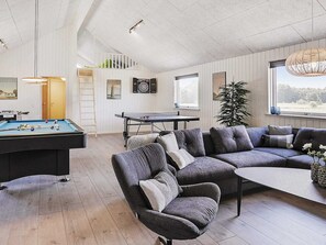 House | Interior - Luxury Retreat With Pool - By Traum Ferienwohnungen (Stege)