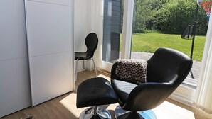 Room - Pretty Holiday Home in Hadsund With Roofed Terrace (Hadsund)