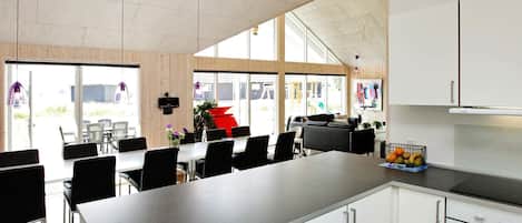 House | Private kitchen | Highchair