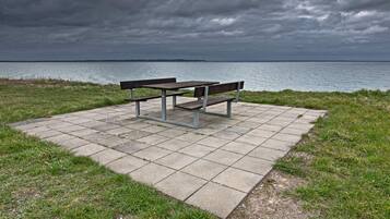 House | Outdoor dining