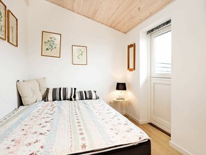 2 bedrooms, cots/infant beds - Boutique Holiday Home in Follonica With sea Beach Nearby (Slagelse)