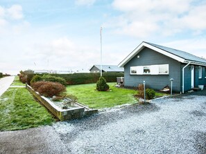 House | Water view - 6 Person Holiday Home in Juelsminde-by Traum (Juelsminde)