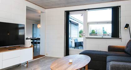 6 Person Holiday Home in Juelsminde-by Traum