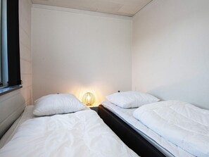 Unclassified image, 5 of 25, button - 6 Person Holiday Home in Juelsminde-by Traum (Juelsminde)