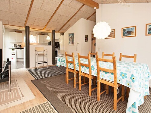 6 Person Holiday Home in Dronningmolle-by Traum