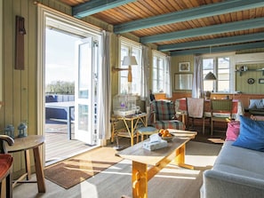 Living room - Deluxe Holiday Home in Zealand near Sea (Slagelse)