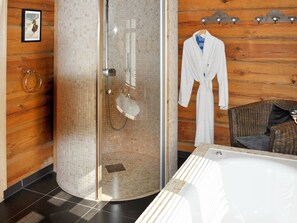 House | Bathroom | Shower