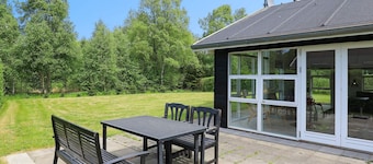 8 Person Holiday Home in Hals-by Traum