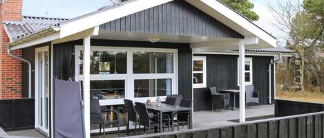 House | Bahagian luar