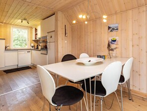 Interior - Cozy Holiday Home in Frørup near Sea (Frørup)