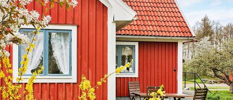 House | Outdoor dining