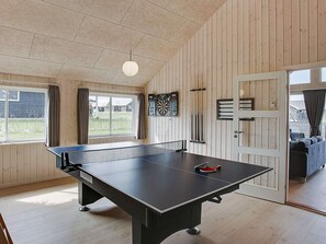 House | Games room
