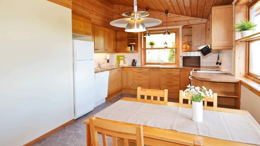 10 Person Holiday Home in Tvedestrand-by Traum