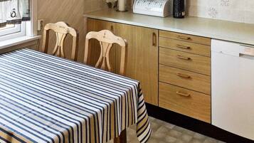 House | Dining