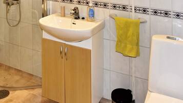 House | Bathroom