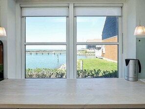 1 Schlafzimmer, Babybetten