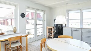 Dining - Beautiful Holiday Home in Zealand Near Sea (Borre)