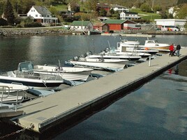 Marina/club náutico