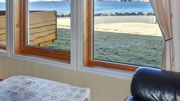 House | Lake view