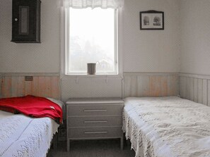 1 bedroom, individually furnished - 6 Person Holiday Home in Svanesund (Svanesund)