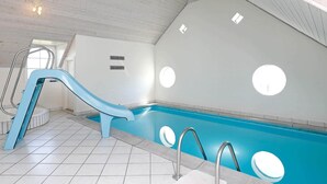Nicht klassifiziertes Bild, 2 von 36, Schaltfläche