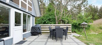 6 Person Holiday Home in Oksbol