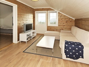 4 bedrooms