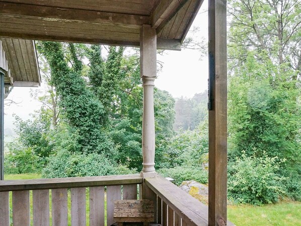 House | Balcony