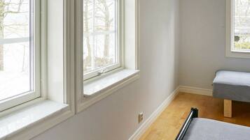 2 bedrooms, individually furnished