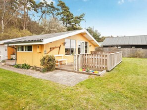 Exterior - Luxurious Holiday Home in Ebeltoft Jutland With Terrace (Ebeltoft)