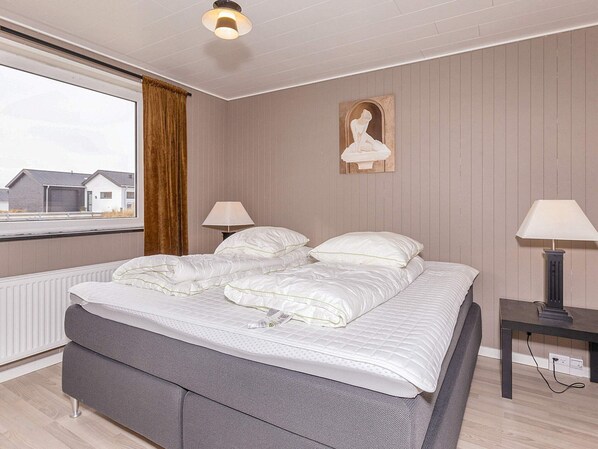 4 bedrooms - 8 Person Holiday Home in Thisted (Thisted)