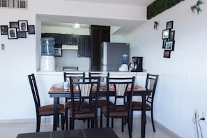 Villa, 3 Bedrooms, Smoking, Balcony | Interior