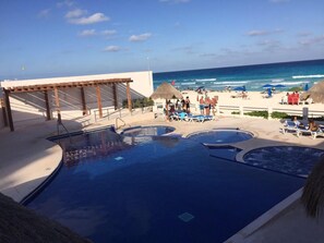 Villa, 3 Bedrooms, Smoking, Balcony | Pool