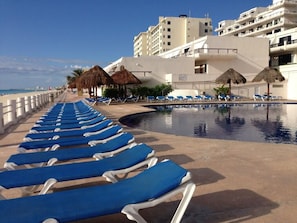 Sun deck