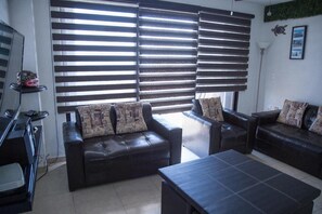 Villa, 3 habitaciones, para fumadores, balcón | Interior