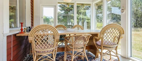 House | Dining
