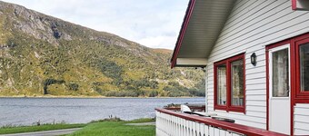 7 Person Holiday Home in Selje-by Traum