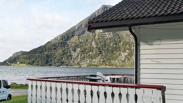 House | Terrace/patio