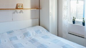 2 habitaciones y muebles diferentes 