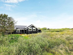 Unclassified image, 3 of 20, button - Cozy Holiday Home in Jutland Denmark With Terrace (Fano)