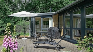 Exterior - Beautiful Holiday Home in Bornholm Close to Lake (Ronne)