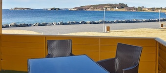 6 Person Holiday Home in Aukra