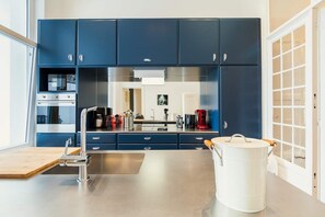 Four, plaque de cuisson