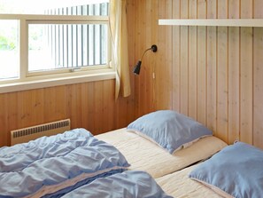 3 Schlafzimmer, Babybetten