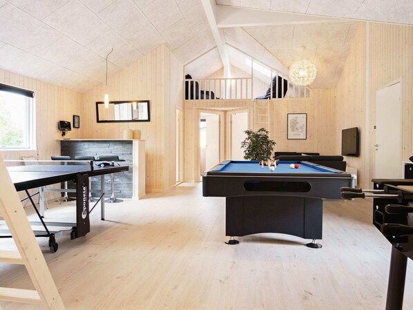 House | Interior - 22 Person Holiday Home in Nexo (Nexø)