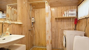 Bathroom - Amazing Holiday Home in Rodby With Barbecue (Rodby)
