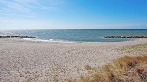 Beach - Amazing Holiday Home in Rodby With Barbecue (Rodby)