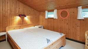 3 bedrooms, cribs/infant beds - Amazing Holiday Home in Rodby With Barbecue (Rodby)