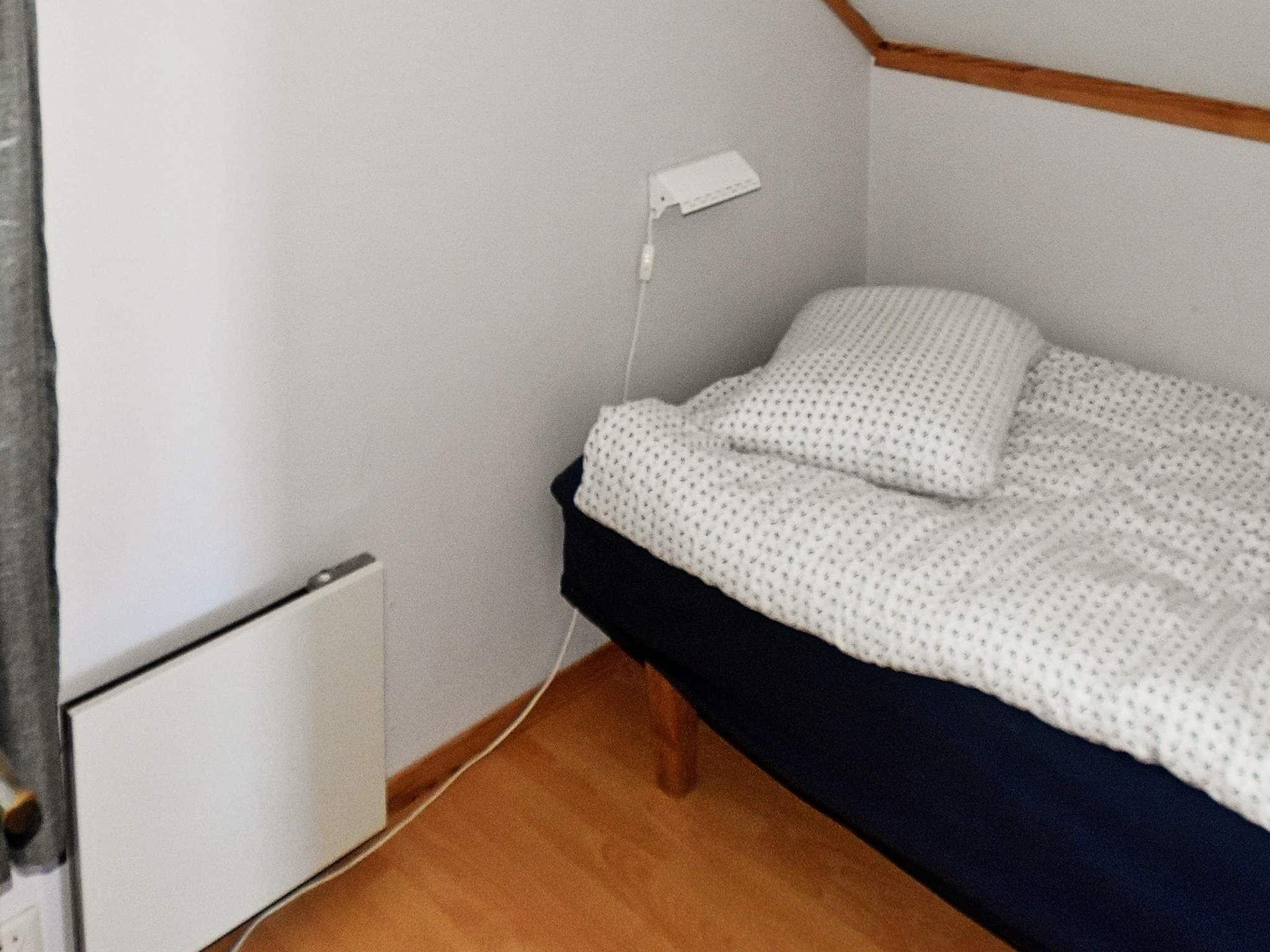 1 bedroom, individually furnished